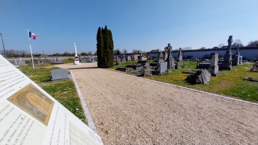 Travaux au cimetière – pavage des allées