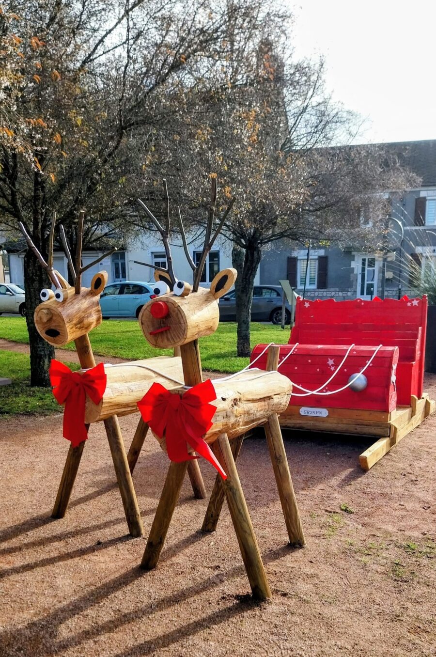 Mise en place des décorations de noël Mise en place des décorations de noël